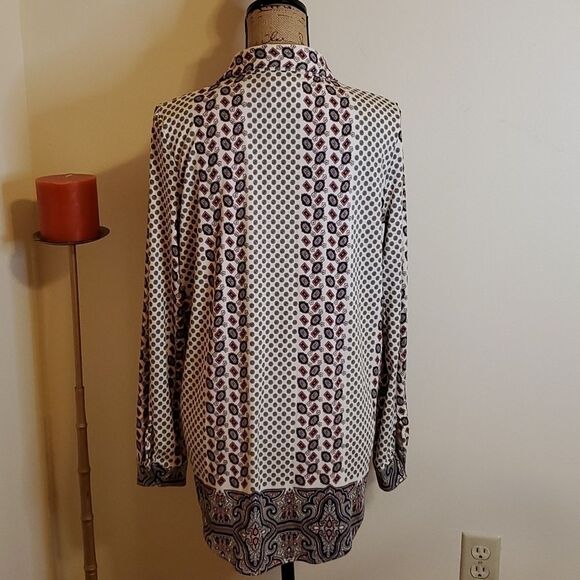 BCBGMaxazria lace up, cream, navy & mauve pattern tunic top size XL - Picture 5 of 10